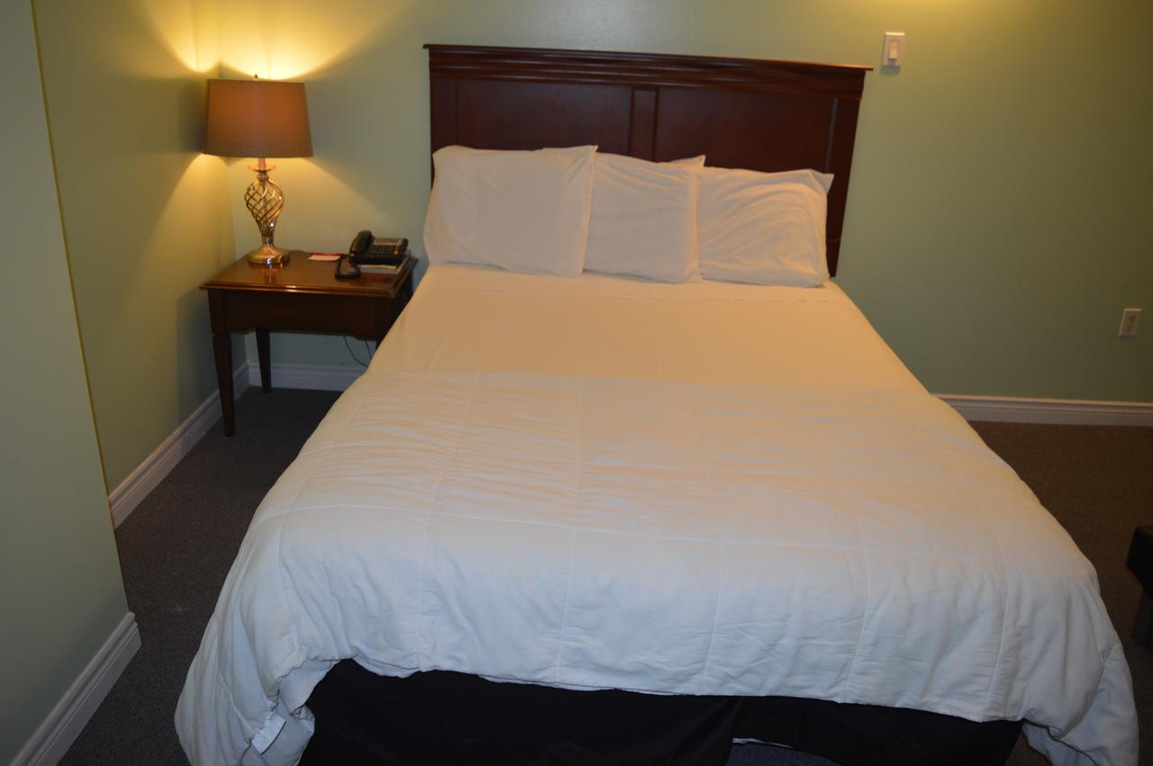 Parkview Motel Guelph Bagian luar foto
